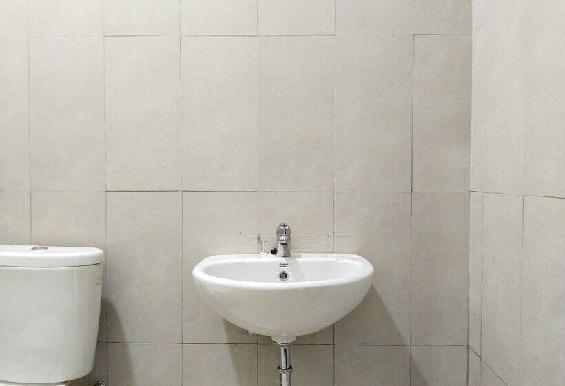 Yayah Guest House Syariah By Cocotel