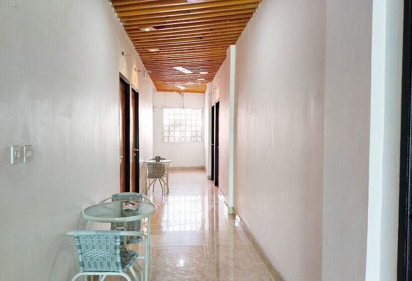 Yayah Guest House Syariah By Cocotel