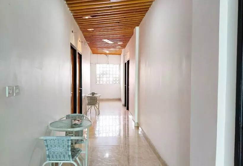 Yayah Guest House Syariah By Cocotel