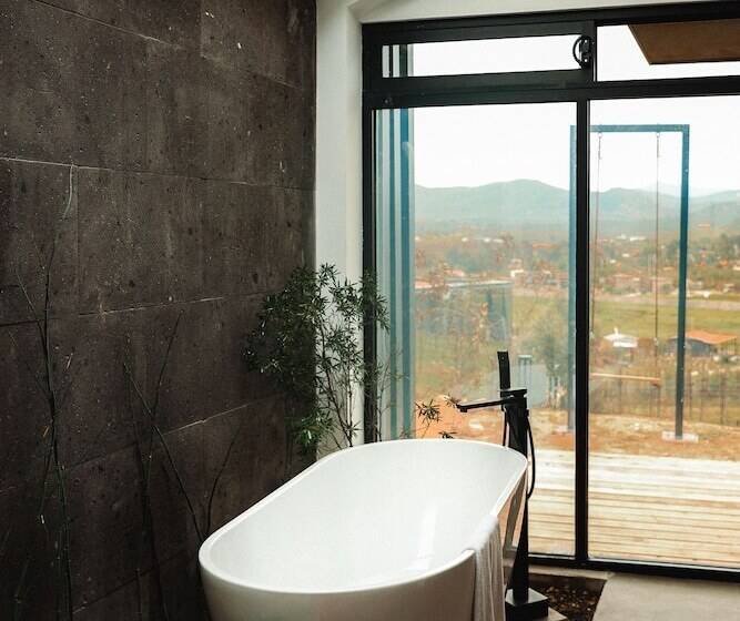 Bajo Estrellas Hotel Contemporáneo