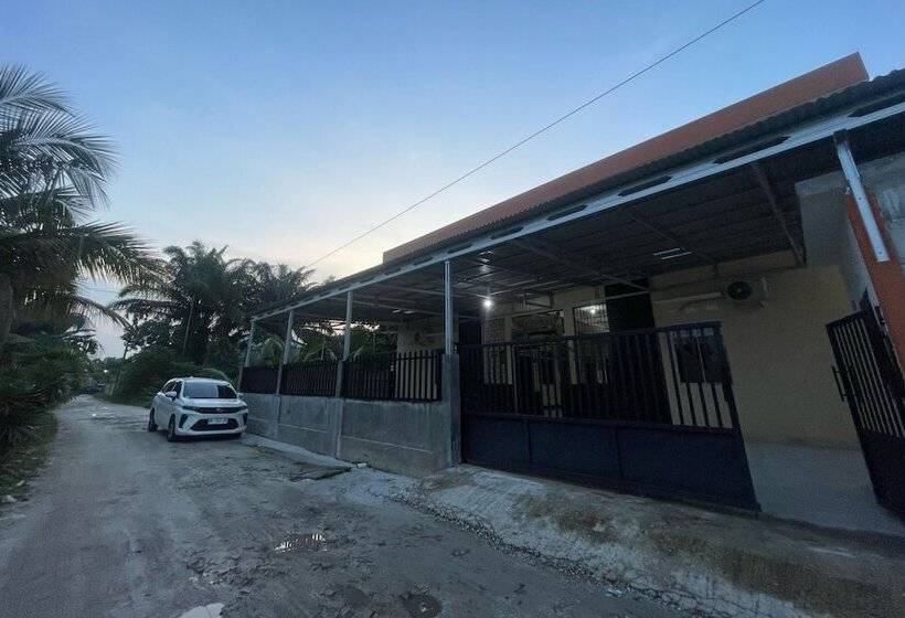 فندق Oyo 93699 Pondok Ibu Syariah