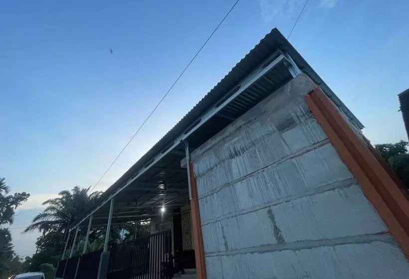 هتل Oyo 93699 Pondok Ibu Syariah