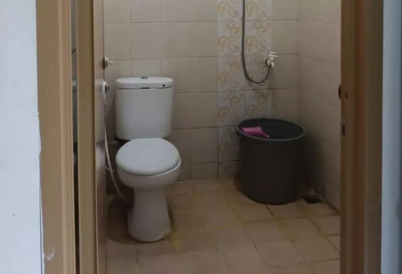 هتل Oyo 93699 Pondok Ibu Syariah