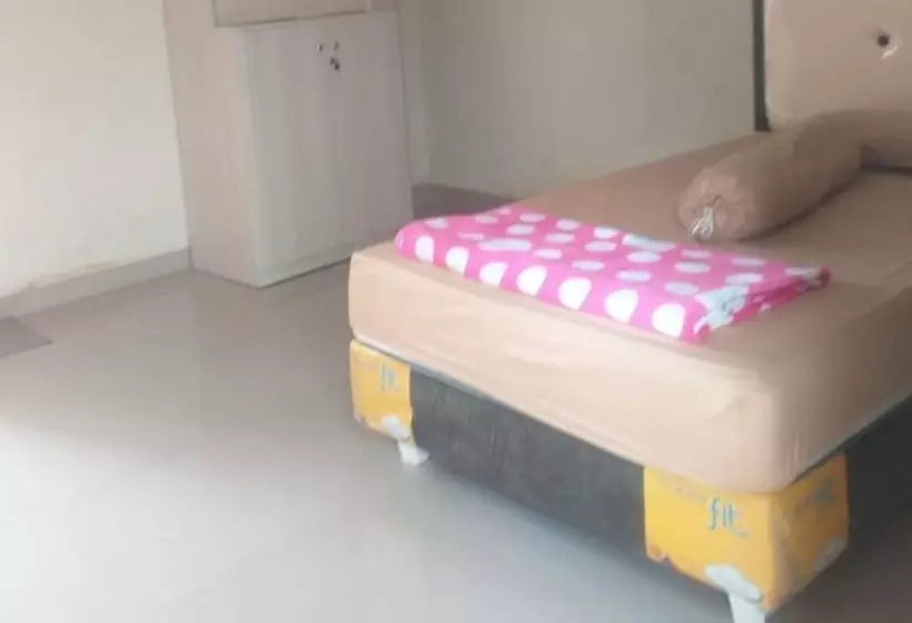 هتل Oyo 93699 Pondok Ibu Syariah