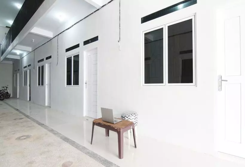 هتل Oyo 93699 Pondok Ibu Syariah