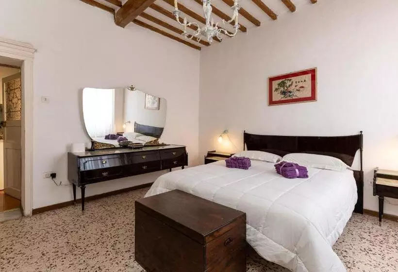 ベッドアンドブレックファースト [duomo Centro Storico] Casa Tipica Centro Storico