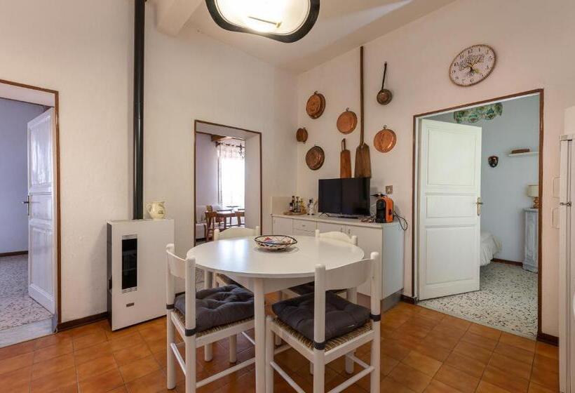 مبيت وإفطار [duomo Centro Storico] Casa Tipica Centro Storico