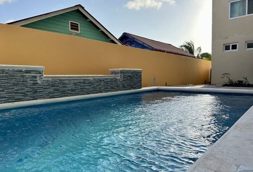 Отель Oneiro Suites With Sea View