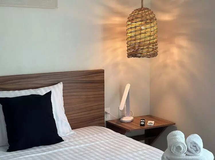 ホテル Oneiro Suites With Sea View