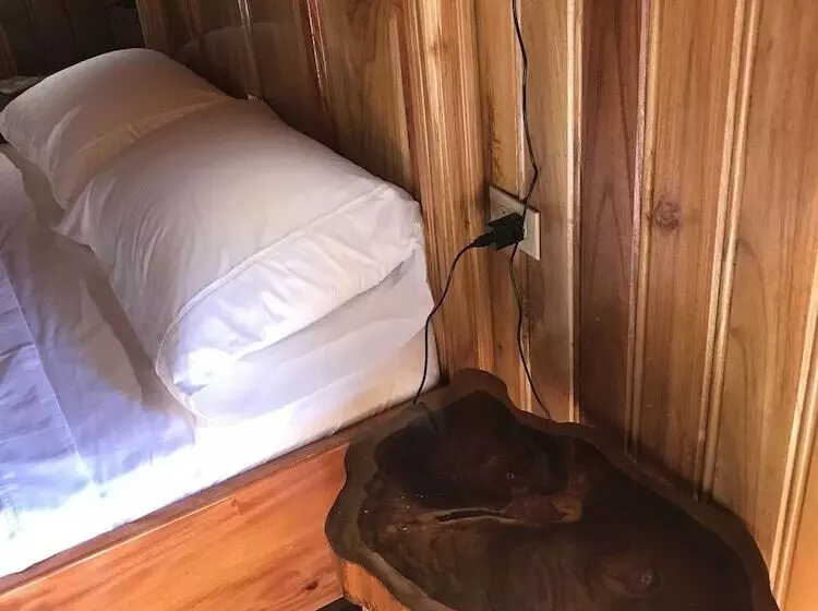 Hotelli Tropical Magnolia