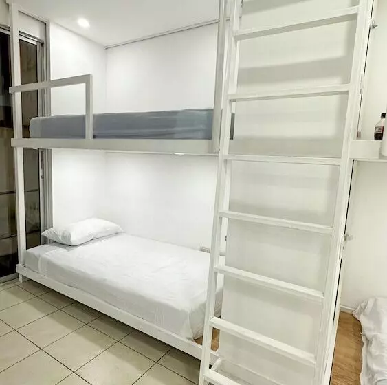 پانسیون Sjo Oasis Hostel