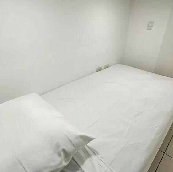 پانسیون Sjo Oasis Hostel