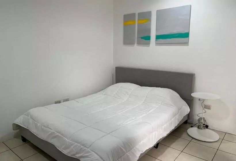 پانسیون Sjo Oasis Hostel