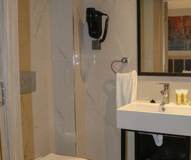 The Capri Hotel Osmanbey