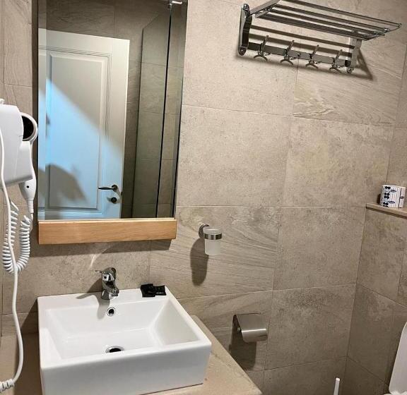 هتل Bacelli Voskopoje