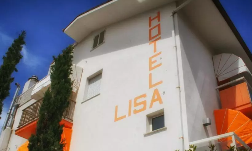 ホテル Lisa