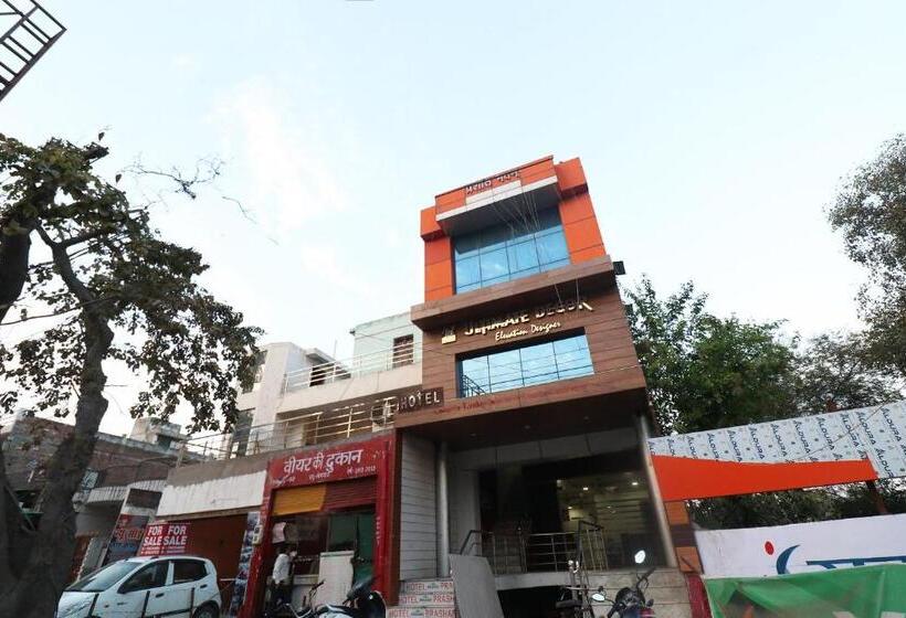 هتل Oyo Chaitenya Home Stay