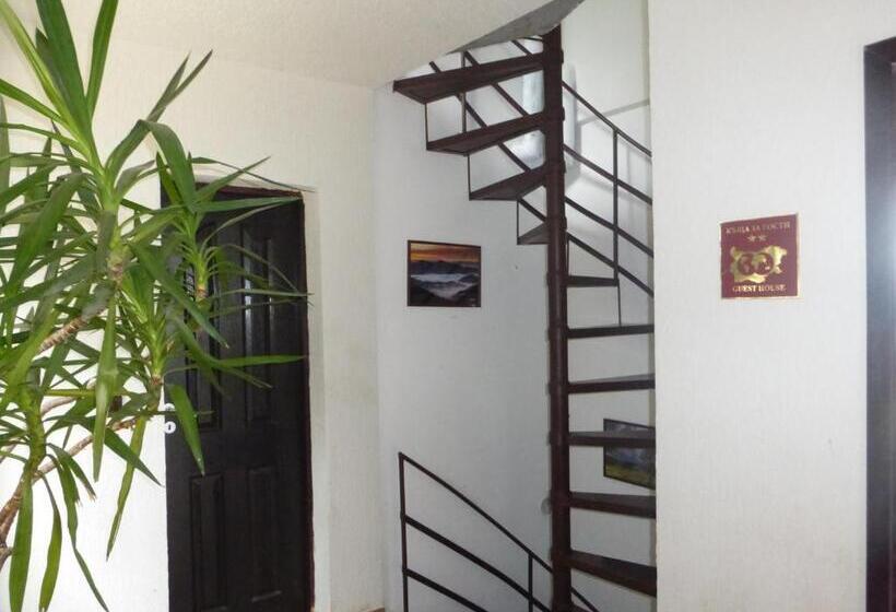 פנסיון Karadzhovata Kashta