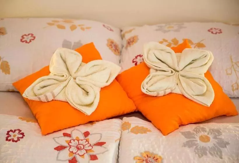 تختخواب و صبحانه Accommodation Resman