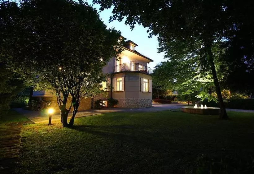 تختخواب و صبحانه Apartments Boltez
