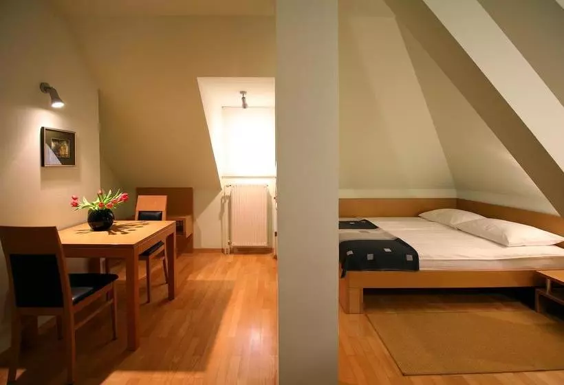 تختخواب و صبحانه Apartments Boltez