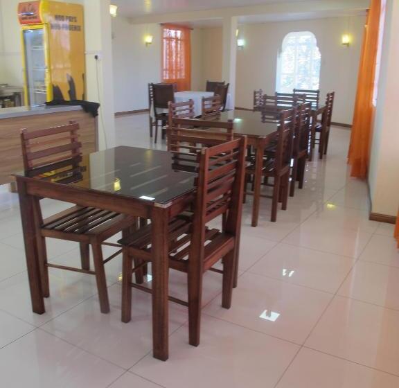 تختخواب و صبحانه Auberge Le Rajah