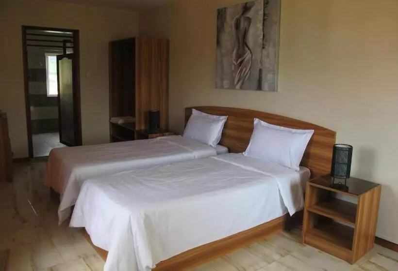تختخواب و صبحانه Auberge Le Rajah