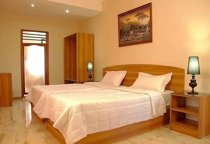 تختخواب و صبحانه Auberge Le Rajah