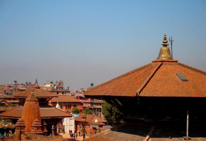 تختخواب و صبحانه Kumari Guest House