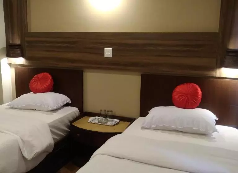 تختخواب و صبحانه Kumari Guest House