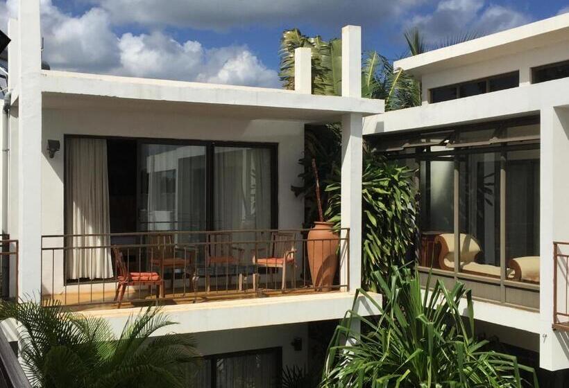 تختخواب و صبحانه Villa Alizee