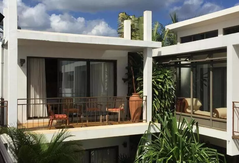 تختخواب و صبحانه Villa Alizee