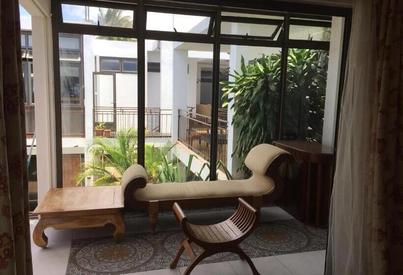 تختخواب و صبحانه Villa Alizee