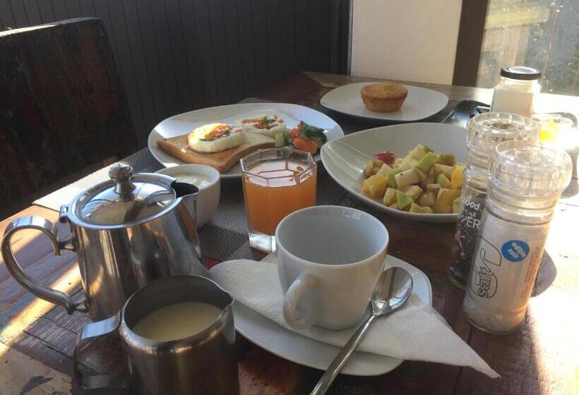 تختخواب و صبحانه Villa Alizee