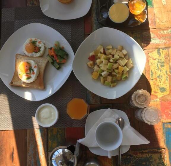 تختخواب و صبحانه Villa Alizee