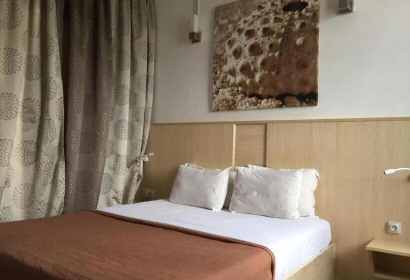 تختخواب و صبحانه Villa Alizee