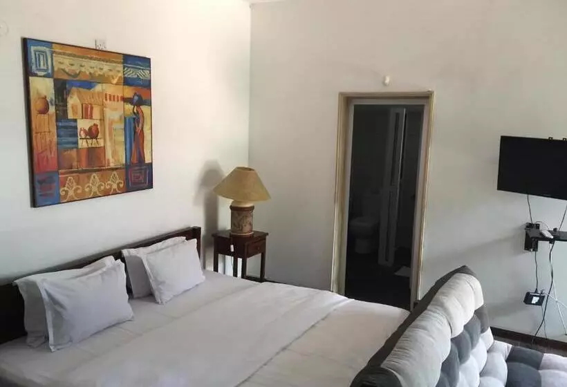 تختخواب و صبحانه Villa Alizee