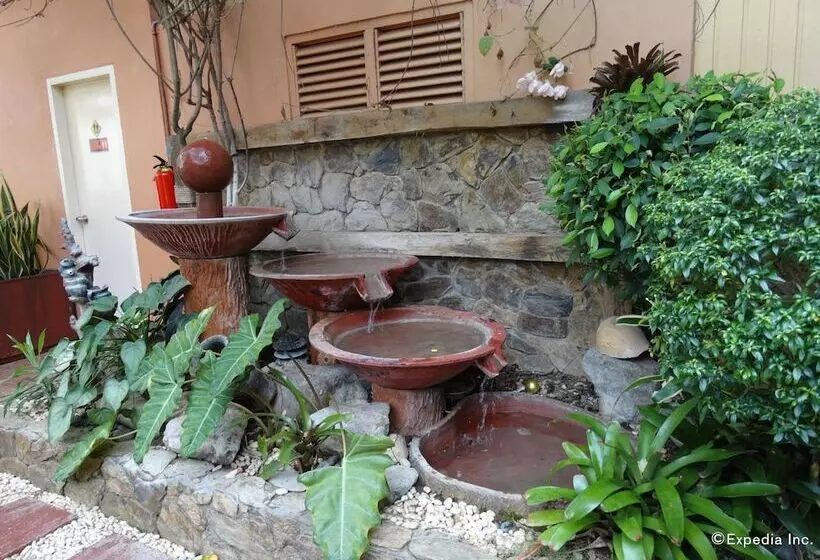 تختخواب و صبحانه Ysabelle Mansion