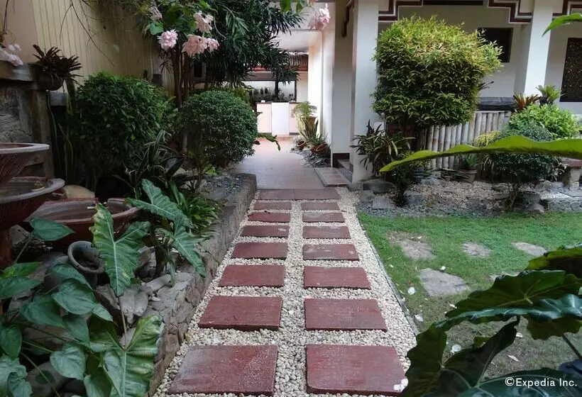 تختخواب و صبحانه Ysabelle Mansion