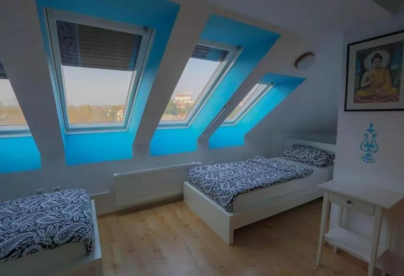 Hostel Sonce