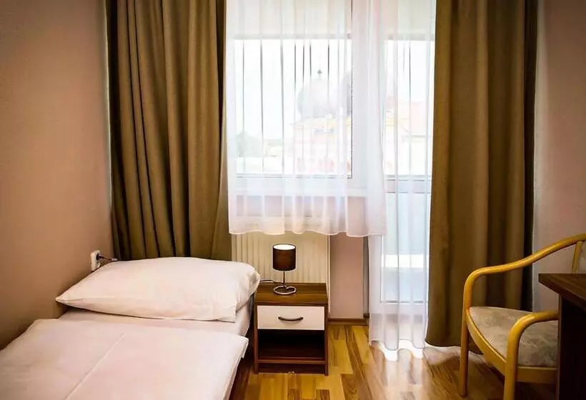 Hotelli Atrium