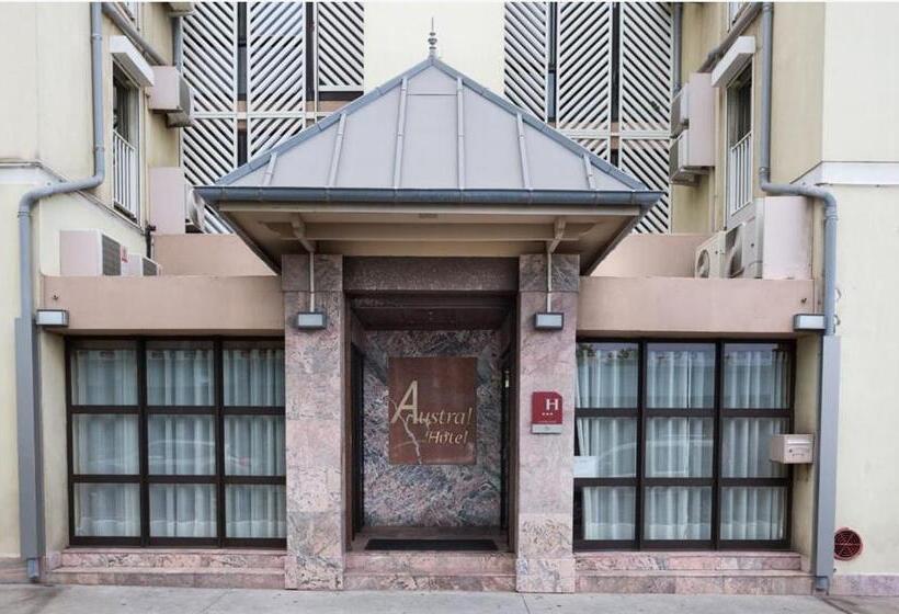 هتل Austral