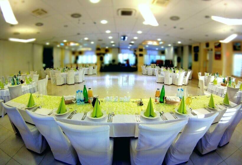 هتل Galaksija Trebnje   Free Sauna Included