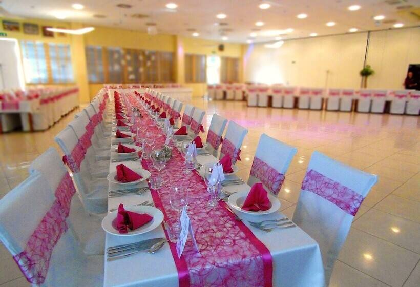 هتل Galaksija Trebnje   Free Sauna Included