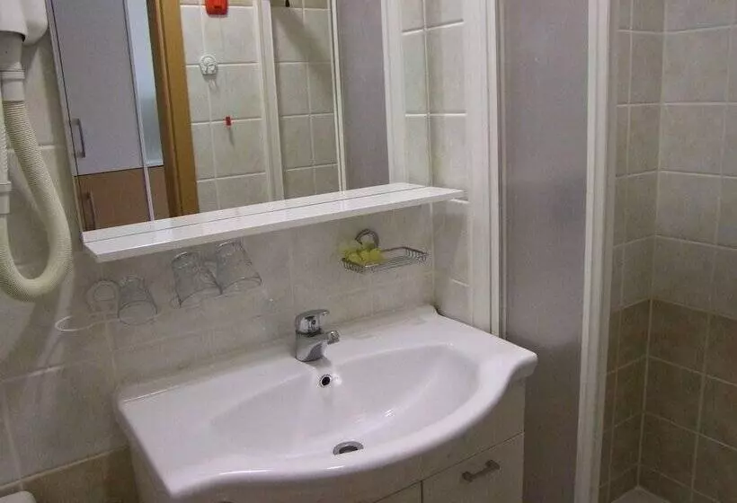 هتل Galaksija Trebnje   Free Sauna Included