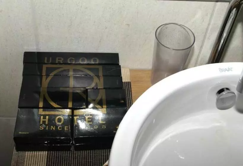 هتل Urgoo
