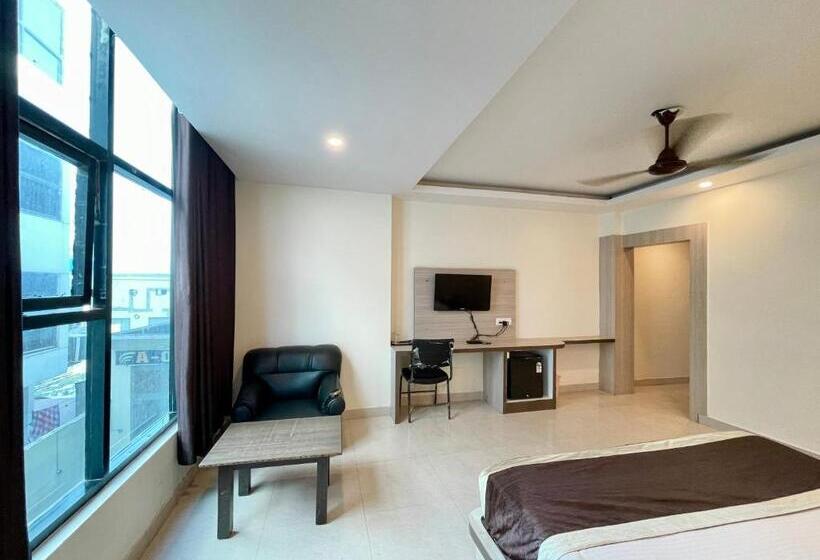 Hotell A One Palace ! Puri   ᴺᵒ ᵉᵈⁱᵗᵉᵈ ᵖʰᵒᵗᵒ ʷᵉ ᵃʳᵉ ᵍᵉⁿᵘⁱⁿᵉ ʷᵉ ˢʰᵃʳᵉ ʳᵒᵒᵐ ᵛⁱᵈᵉᵒ