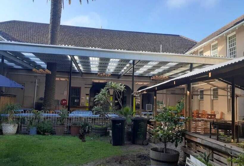 Auberge Hôtelière Riverlodge Backpackers