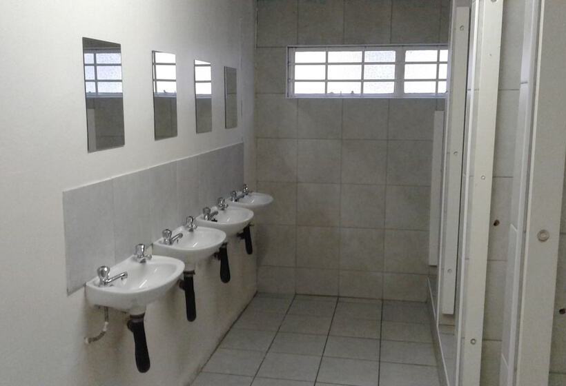 Auberge Hôtelière Riverlodge Backpackers