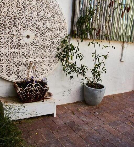 Bed & Breakfast Gilcrest Place Guest House